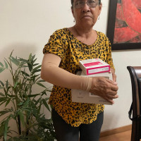 Onco Reto y Baja Ferries apoyando con artículos oncológicos a mujeres sobrevivientes de cáncer de mama