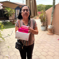 Onco Reto y Baja Ferries apoyando con artículos oncológicos a mujeres sobrevivientes de cáncer de mama
