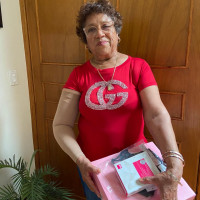 Entregas de artículos oncológicos a mujeres sobrevivientes de cáncer de mama por Onco Reto y Baja Ferries