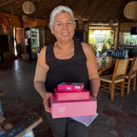Entregas de artículos oncológicos a mujeres sobrevivientes de cáncer de mama por Onco Reto y Baja Ferries