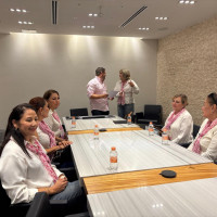 Entrega de reconocimiento a Baja Ferries por su gran apoyo