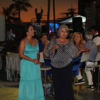 AZUL PROFUNDO FASHION FEST